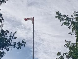 Bendera Merah Putih di depan Kantor DPRD Gorut Kondisi Kusam, Rapuk dan Sobek