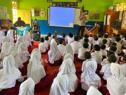 Mengatasi Kenakalan Pelajar, Aipda Noor Sidiq berikan Binluh ‘Stop Bullying’