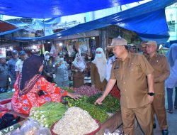 Monitoring Inflasi Daerah, PJ Bupati Asra : Harga Bahan Pangan Cendrung Stabil Di Pertengahan Ramadhan 