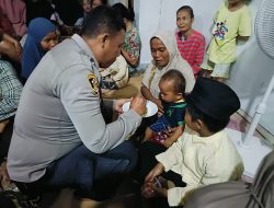 Kasi Humas Polsek Lubeg, Aipda Dian WR Melaksanakan Program Jumat Berkah Dengan Peduli Anak Stunting