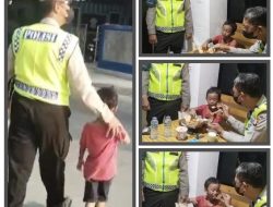 Momen Mengharukan di Cengkareng: Polisi Suapi Anak Terlantar yang Lapar
