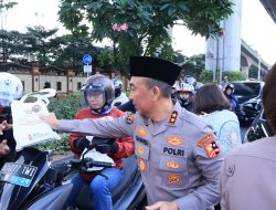 Polri dan Media Bersinergi Berbagi Takjil Serentak di Seluruh Indonesia