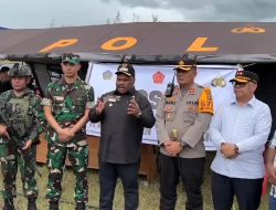 Bupati Yahukimo Bantah Isu Keterlibatan TNI-Polri Jadi Guru dan Nakes, Juga Siap Mundur Jika Terbukti