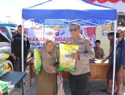 Polres Pasaman Barat Distribusikan Puluhan Ton Beras Murah Kepada Masyarakat Di Nagari Aua Kuning, Kecamatan Pasaman