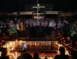 Ojol di Jatim Bersama Polri dan TNI Doa Bersama untuk Affan, Komitmen Kondusif