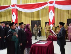 Bupati Padang Pariaman Lantik Pejabat Baru: Tantangan Berat, Harapan Besar