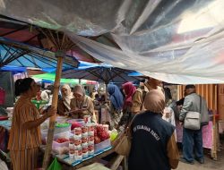 Pemkab Tanah Datar Perkuat Pengawasan Pangan di Pasar Pabukoan Jelang Ramadhan