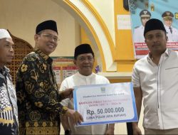 Wagub Vasko Ruseimy Tinjau Bedah Rumah dan Pasar Pabukoan di Padang Pariaman
