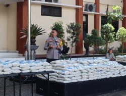 Gandeng Bhabinkamtibmas, Polres Temanggung Pastikan 1,4 Ton Beras Zakat Tersalurkan Hingga Pelosok Desa