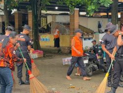 Ratusan Personel Brimob Polda Jateng Serentak Korvey Massal Bersihkan Waduk dan Pasar