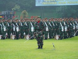 Perkuat Disiplin dan Soliditas Akmil Gelar Upacara Bendera dan Latihan Defile
