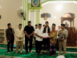 Anggota DPRD Nefri Dampingi Wagub Sumbar Berbuka dan Salat Tarawih di Masjid Raya Istiqomah Lubuk Gadang