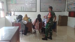 Babinsa Koramil 01 PBU Serka Syafrijal Aktif Kawal Pendataan Statistik Hunian di Ujung Gurun Demi Ketertiban dan Akurasi Data