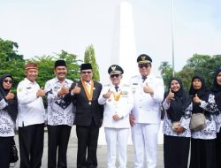 Pemda Tanah Datar Peringati Otda ke-30 dan Hardiknas 2026 dengan Upacara di Batusangkar