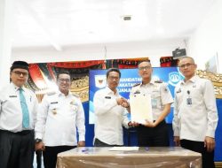 Pemkab Tanah Datar Bersama Ditjen Imigrasi Menandatangani Kesepakatan Bersama, Bupati Eka Putra : Komitmen Pemda Berikan Pelayanan kepada Masyarakat