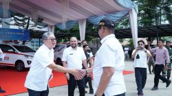 Direktur PT. Toyota Motor Manufacturing Indonesia Serahkan Bantuan 3 Unit Ambulance
