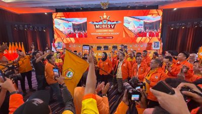 Weno Aulia Durin Ucapkan Selamat kepada Hj. Sari Yuliati, Kosgoro 1957 Sumbar Siap Sukseskan Program Ekonomi Kerakyatan Presiden Prabowo