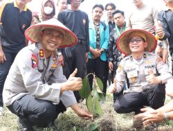 Penghijauan Pasca-Galodo, Polres Tanah Datar Dorong Partisipasi Warga Jaga Kelestarian Lingkungan