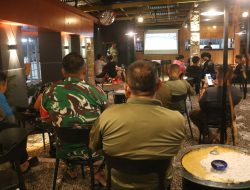Sorak Piala Dunia Menggema di Makodim 0312/Padang, Kolonel Inf Ferry Adianto Pererat Silaturahmi Bersama Masyarakat
