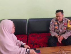 Bhabinkamtibmas Polsek Weleri Monitor Kelulusan SMP IT Ulul Albab, Tekankan Larangan Konvoi