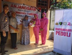 Hari Bhayangkara ke-80, Polres Demak Berbagi Kebahagiaan dengan Purnawirawan dan Warakawuri