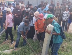 PT SMI Bongkar Tiang Beton Usai DPRK Aceh Tamiang Beri Tenggat 1×24 Jam