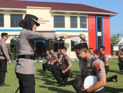 40 Personel Polres Batang Naik Pangkat, Kapolres AKBP Veronica: Tingkatkan Profesionalisme Jelang Hari Bhayangkara ke-80