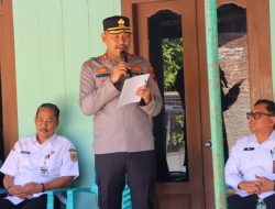 HUT Bhayangkara ke-80, Polres Kendal Bedah Dua Rumah Warga di Kangkung dan Pegandon