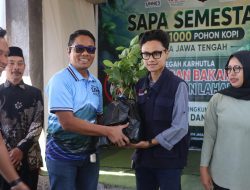 Cegah Karhutla di Musim Kemarau, Dit Intelkam Polda Jateng Tanam 1.000 Pohon Kopi di Lereng Gunung Sumbing Magelang