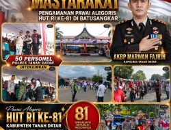 AKBP Marwan Fajrin dan 50 Personel Polres Tanah Datar Amankan Pawai Alegoris HUT RI ke-81 di Batusangkar