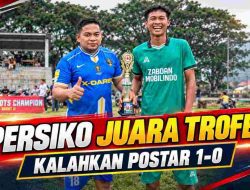 Persiko Koto Tuo Juara Trofeo Sungai Dareh, Ketua DPRD Dharmasraya Ade Sudarman Serahkan Trofi